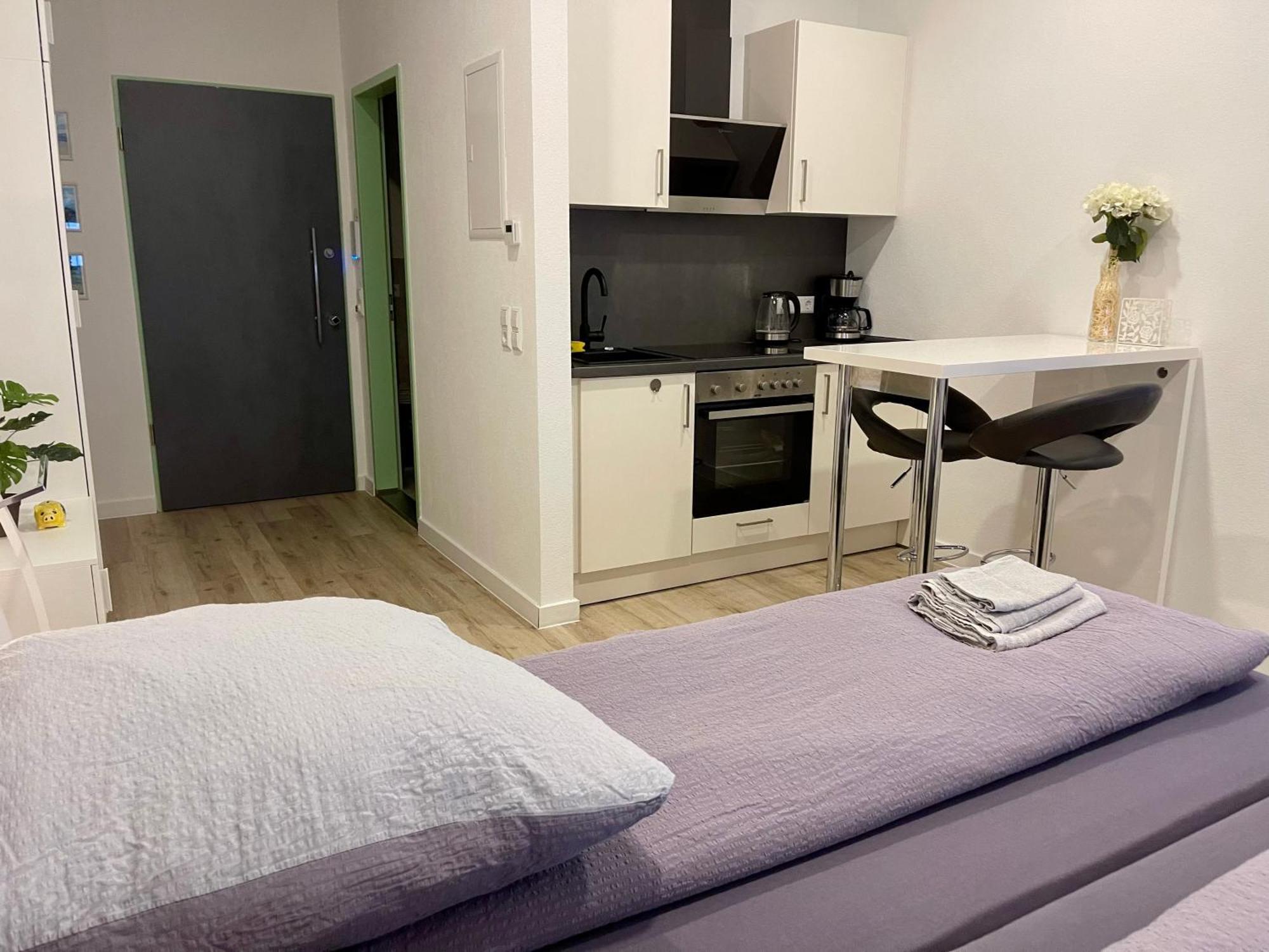 Neu Wunderschoenenes Weisses Apartament Am Schloessle Zentrum Goldstadt Pforzheim Exterior photo
